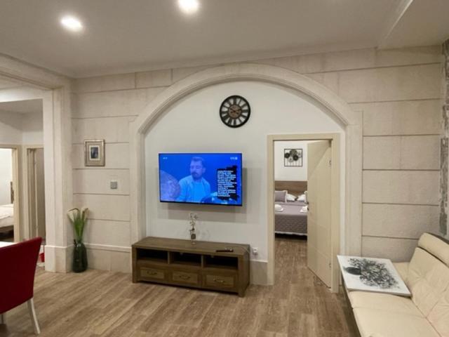 Villa Luce Mit Pool Makarska Ngoại thất bức ảnh