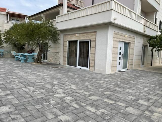 Villa Luce Mit Pool Makarska Ngoại thất bức ảnh