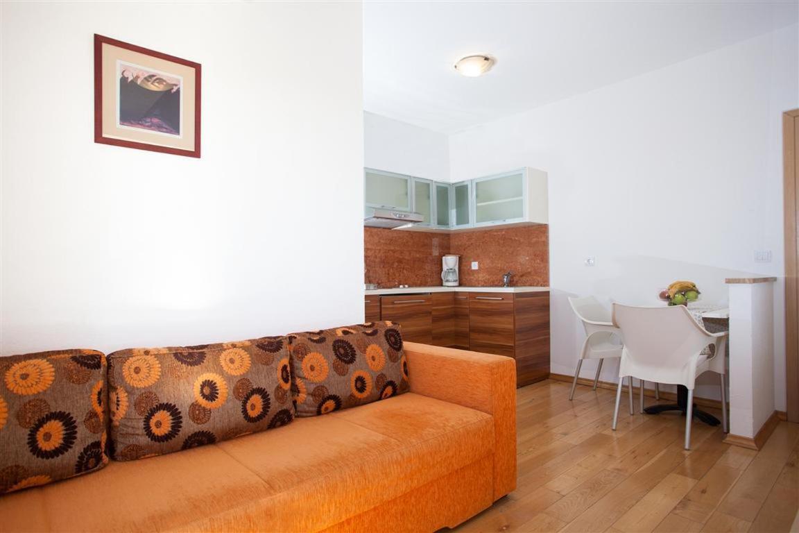 Villa Luce Mit Pool Makarska Ngoại thất bức ảnh
