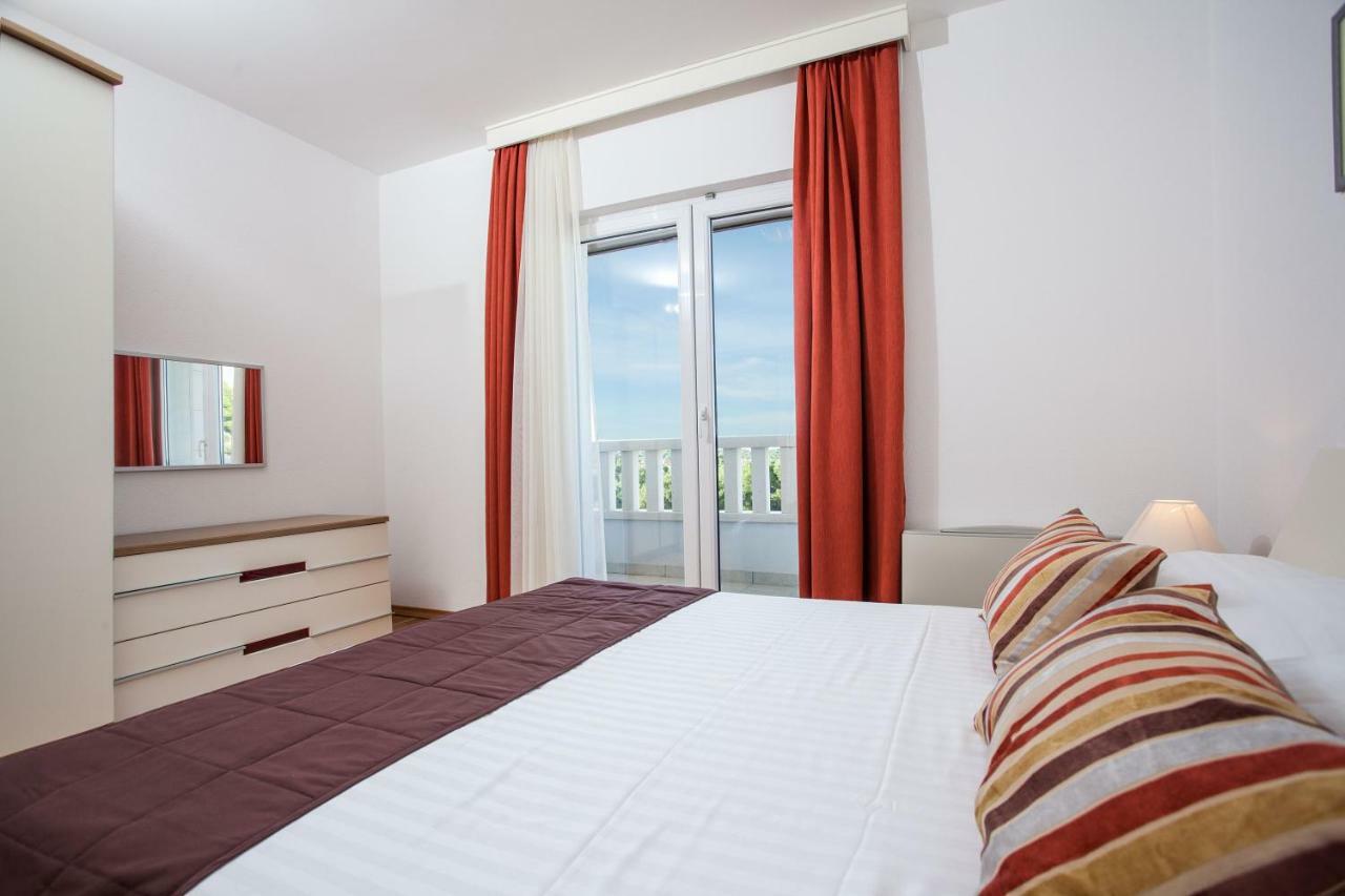 Villa Luce Mit Pool Makarska Ngoại thất bức ảnh