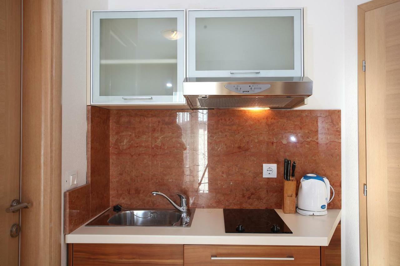 Villa Luce Mit Pool Makarska Ngoại thất bức ảnh